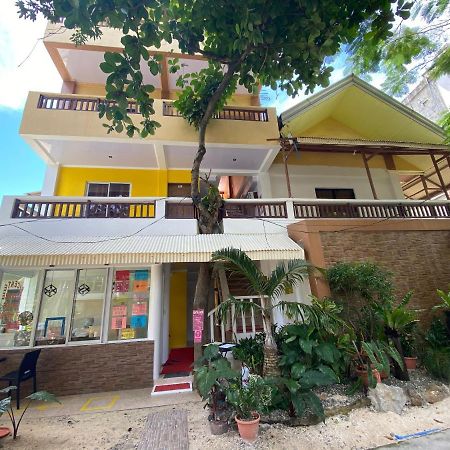 Vicente Aguirre Rooms Boracay Island Exterior foto